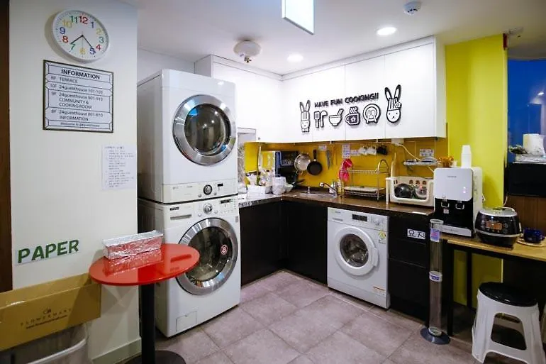 24 Guesthouse Oneroomtel Sinchon Avenuel Seoul South Korea