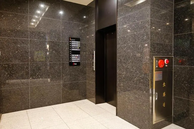 24 Guesthouse Oneroomtel Sinchon Avenuel Seoul 0*,  South Korea