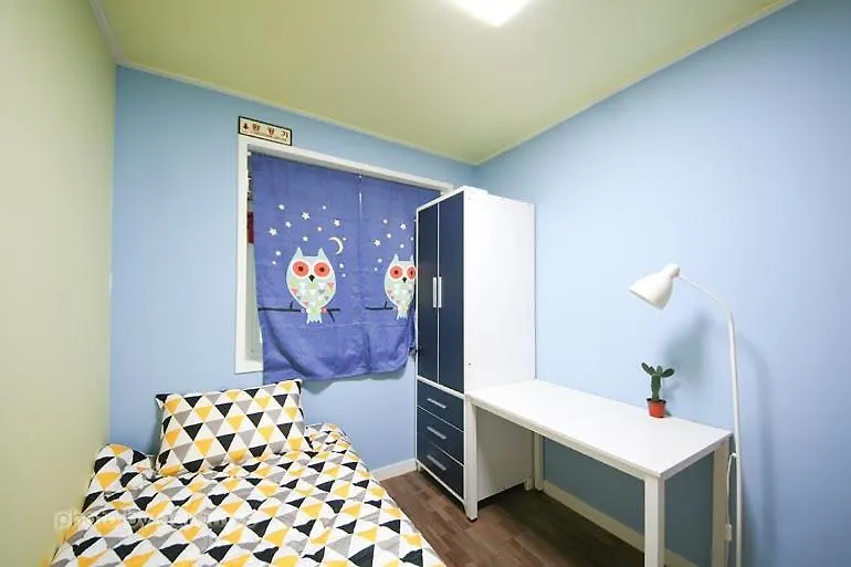 Penzion 24 Guesthouse Oneroomtel Sinchon Avenuel Soul Jižní Korea